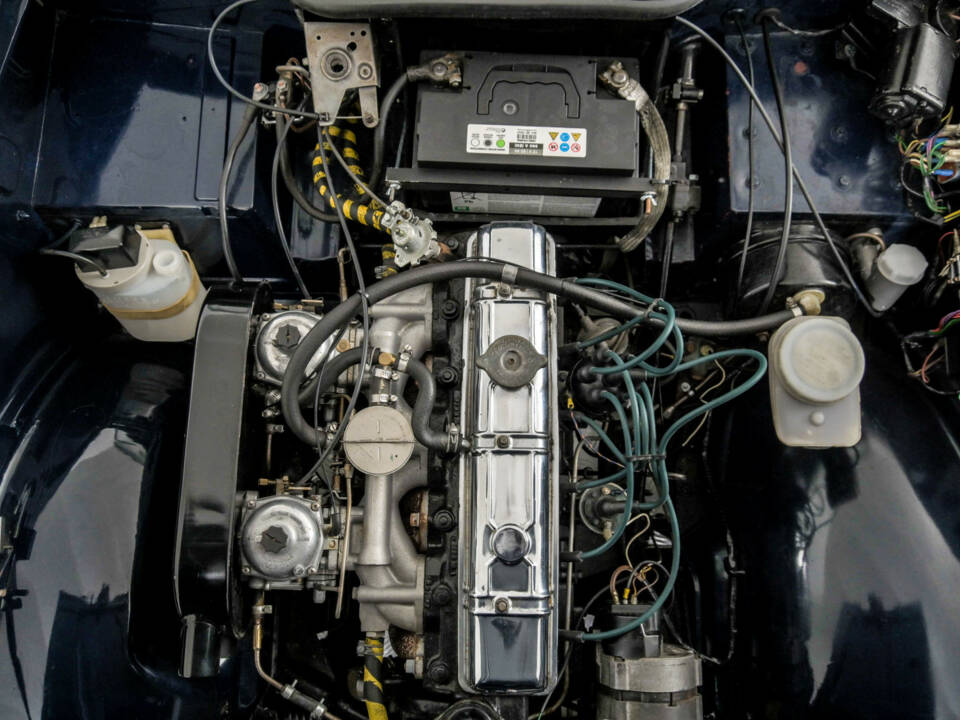 Image 37/50 de Triumph TR 250 (1968)