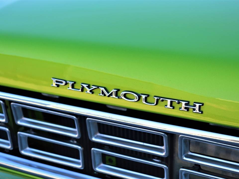 Image 21/43 of Plymouth Road Runner Hardtop Coupe (1968)