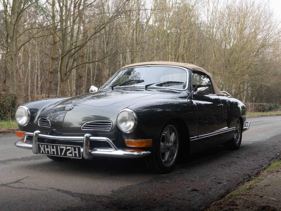 Image 16/20 of Volkswagen Karmann Ghia 1500 (1970)