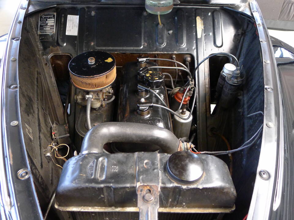 Bild 13/50 von Peugeot 203 C (1955)