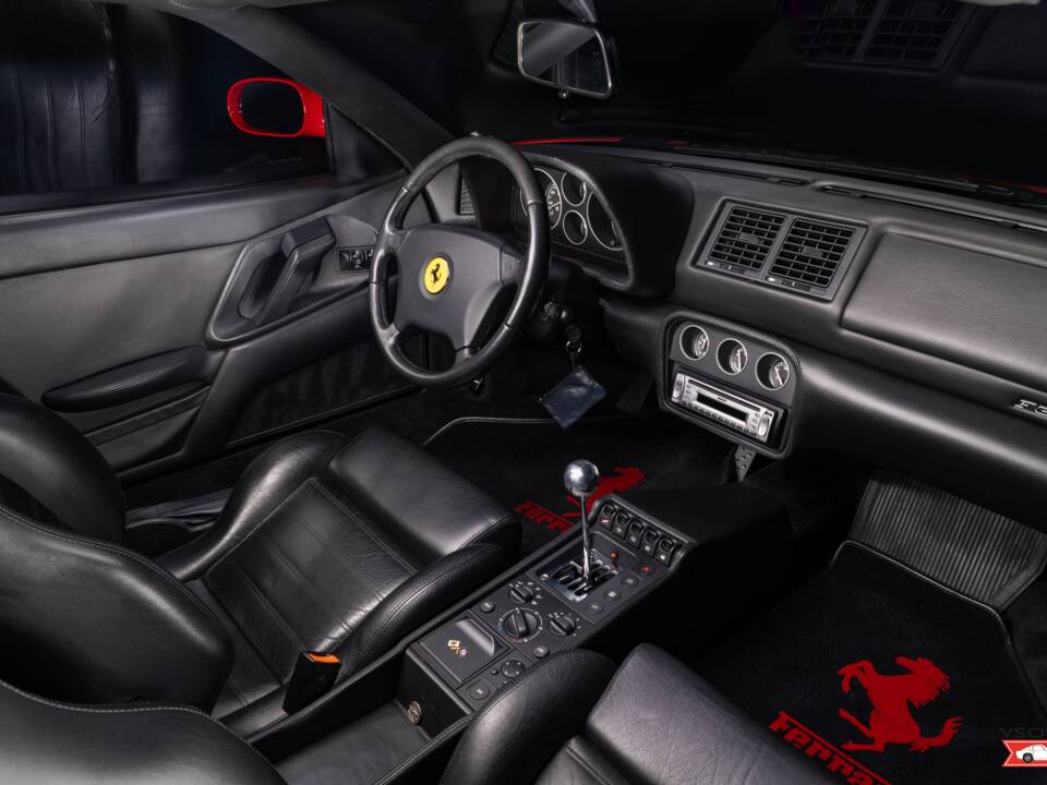 Imagen 3/4 de Ferrari F 355 Berlinetta (1996)