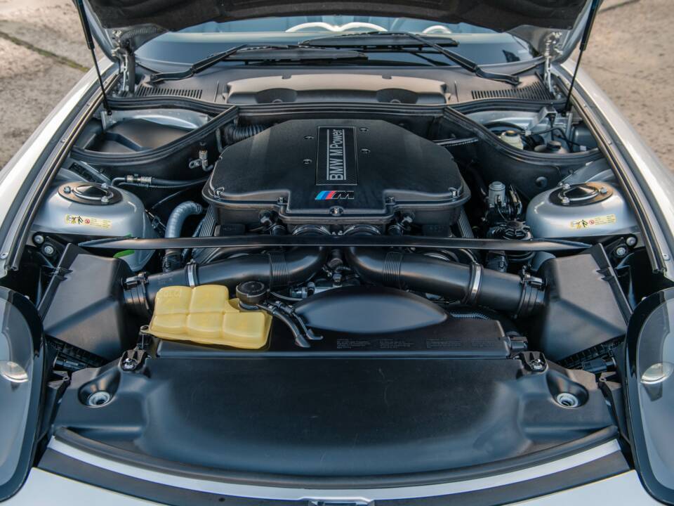 Bild 30/31 von BMW Z8 (2000)