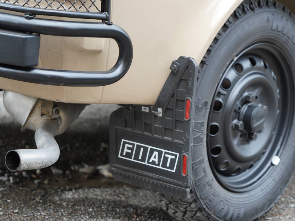 Image 26/38 of FIAT 127 (1980)