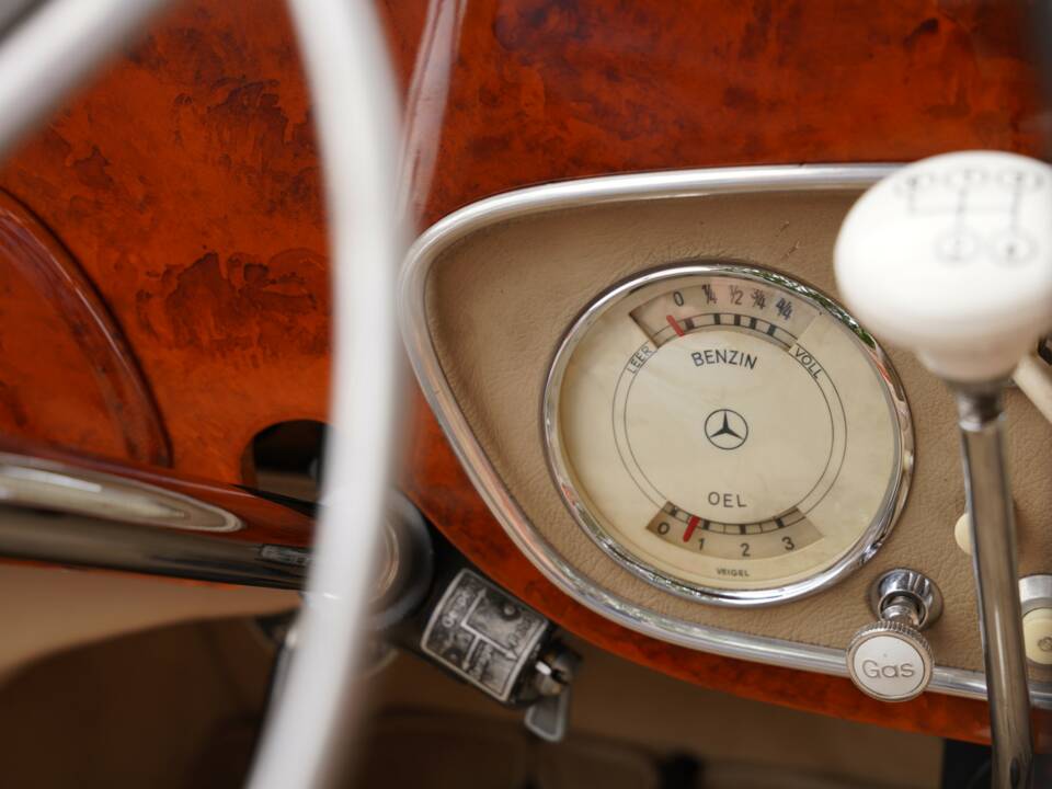 Imagen 33/50 de Mercedes-Benz 320 Cabriolet B (1939)