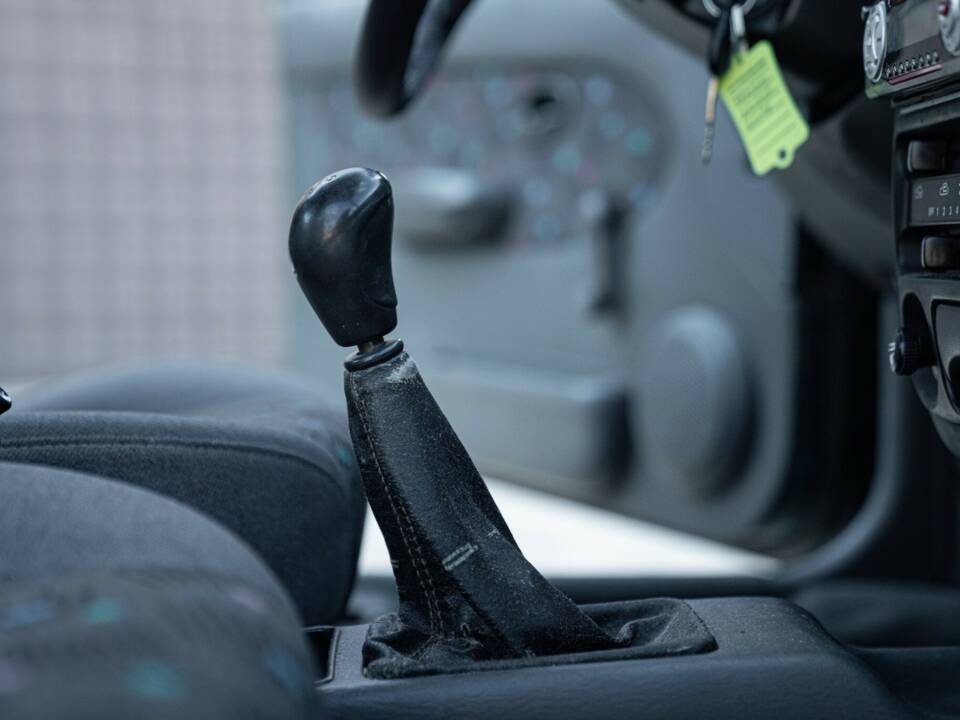 Image 24/46 of Hyundai Accent 1.3 (1997)