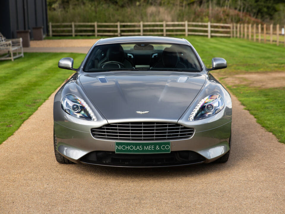 Imagen 27/78 de Aston Martin DB 9 GT &quot;Bond Edition&quot; (2015)