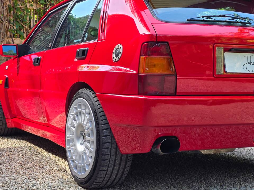 Immagine 28/63 di Lancia Delta HF Integrale Evoluzione II (1994)