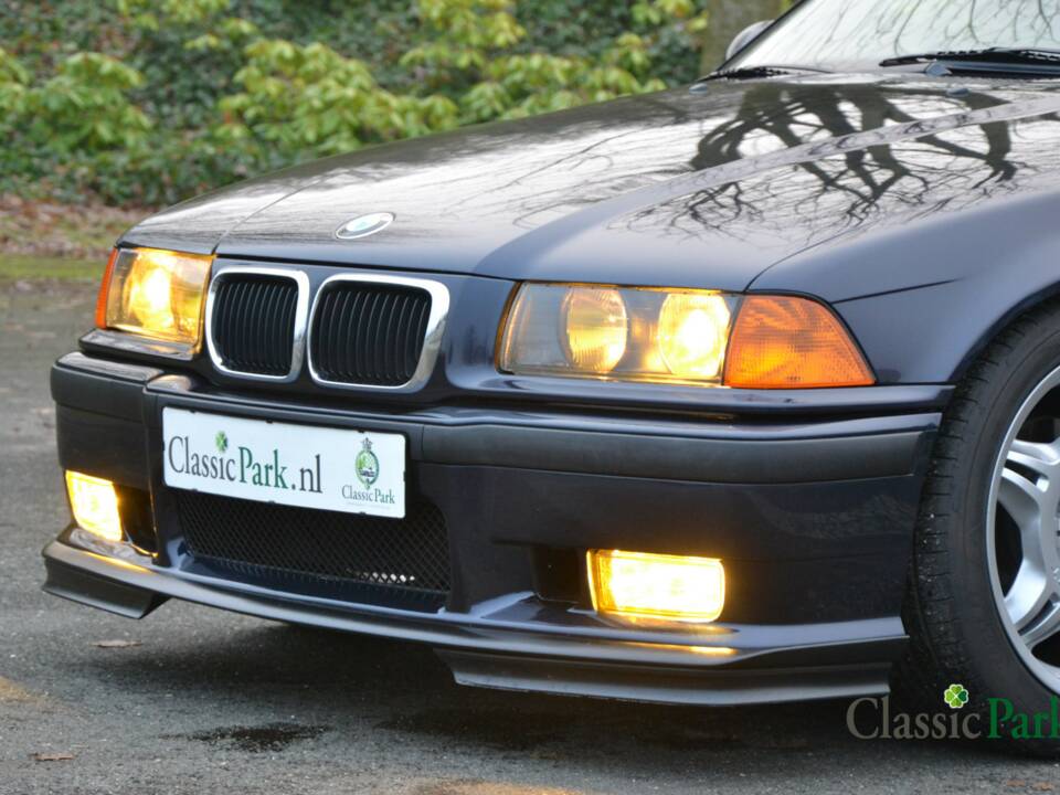Image 40/50 of BMW 323i (1998)