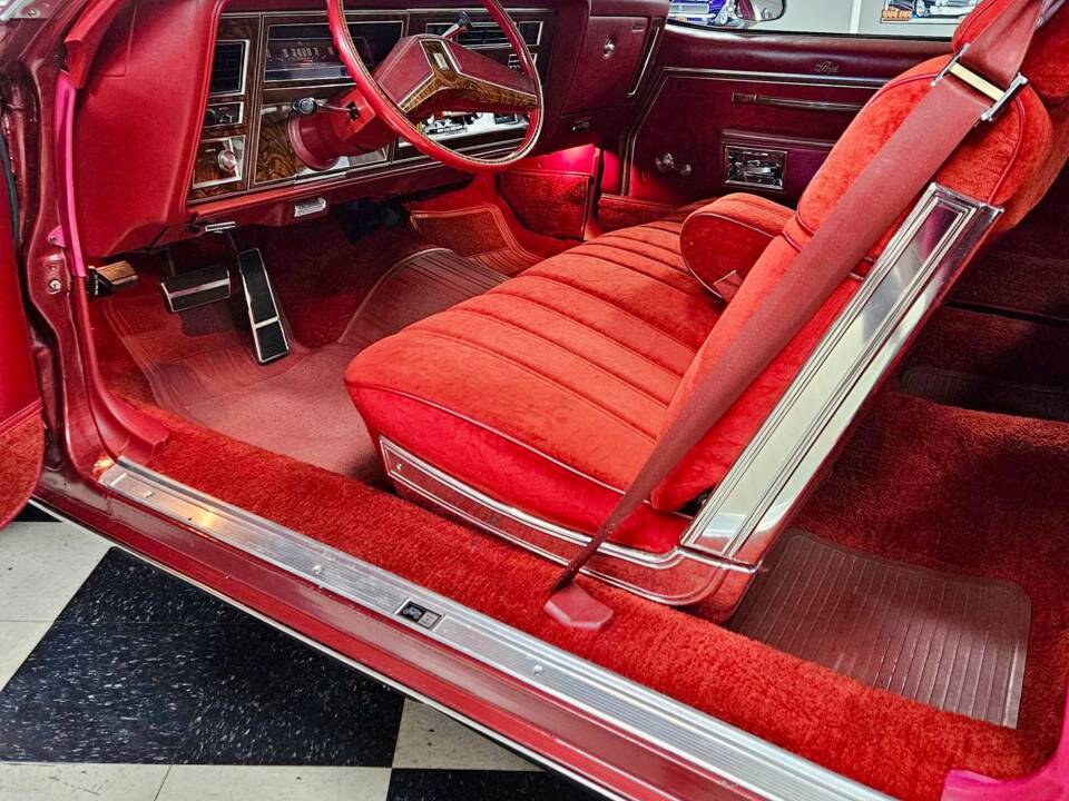 Immagine 11/20 di Oldsmobile Delta 88 Royale (1978)
