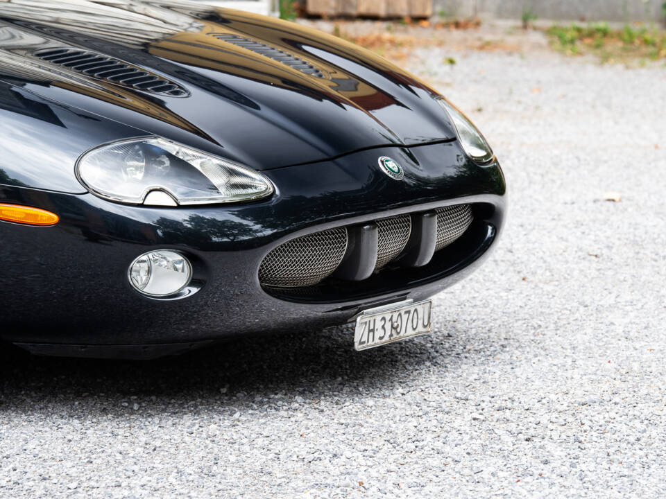 Immagine 14/42 di Jaguar XKR (2003)