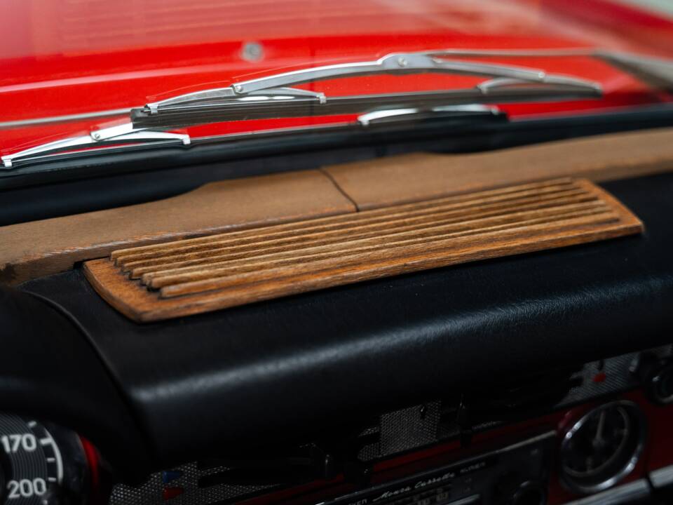 Image 21/35 of Mercedes-Benz 280 SL (1970)