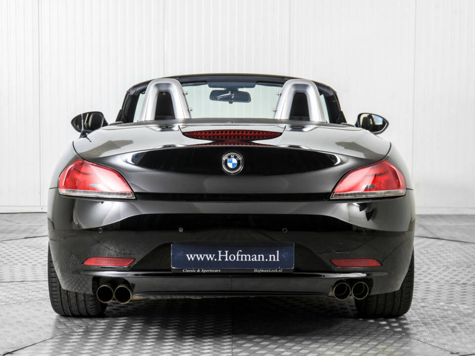 Image 13/50 of BMW Z4 sDrive30i (2009)