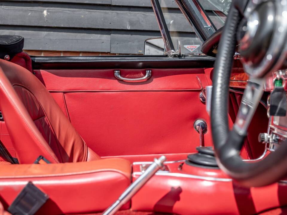 Bild 43/50 von Austin-Healey 3000 Mk III (BJ8) (1964)