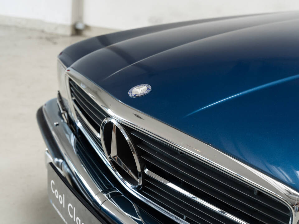 Image 28/40 of Mercedes-Benz 300 SL (1987)