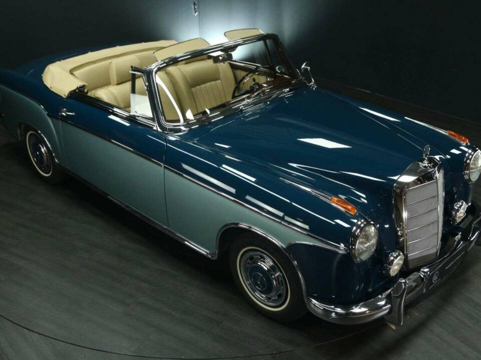 Afbeelding 30/50 van Mercedes-Benz 220 S Cabriolet (1957)