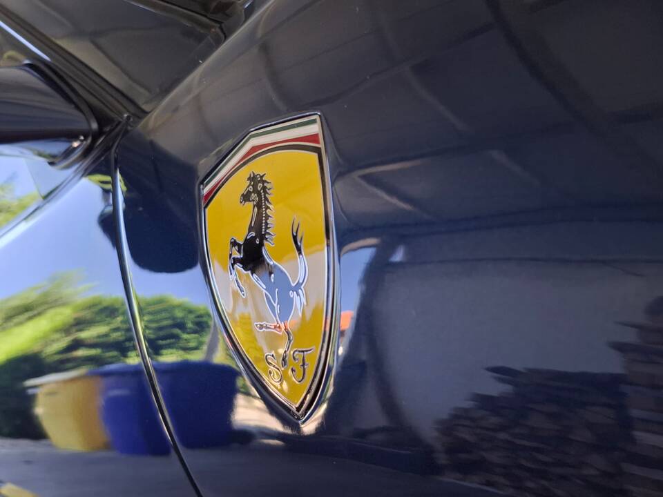 Immagine 14/37 di Ferrari 348 GTS (1994)