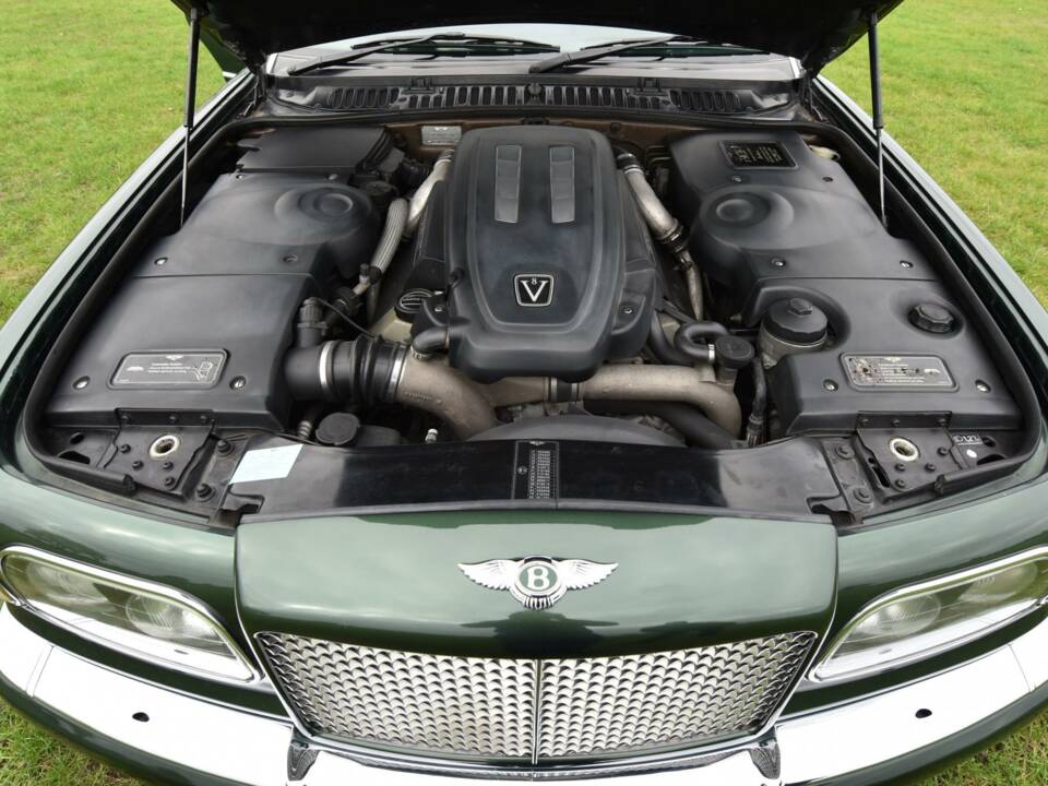 Immagine 36/50 di Bentley Arnage Green Label (1998)