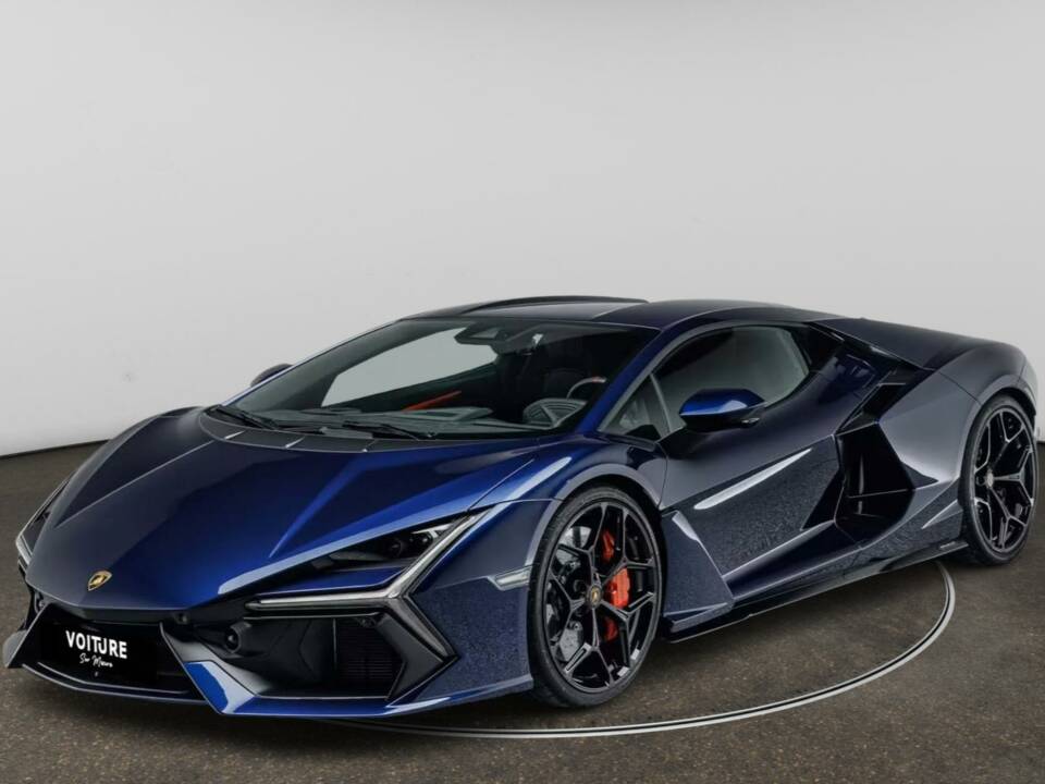 Immagine 1/15 di Lamborghini Revuelto (2024)