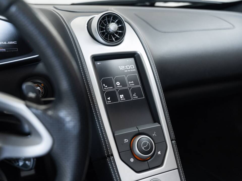 Bild 19/33 von McLaren 12C Spider (2013)