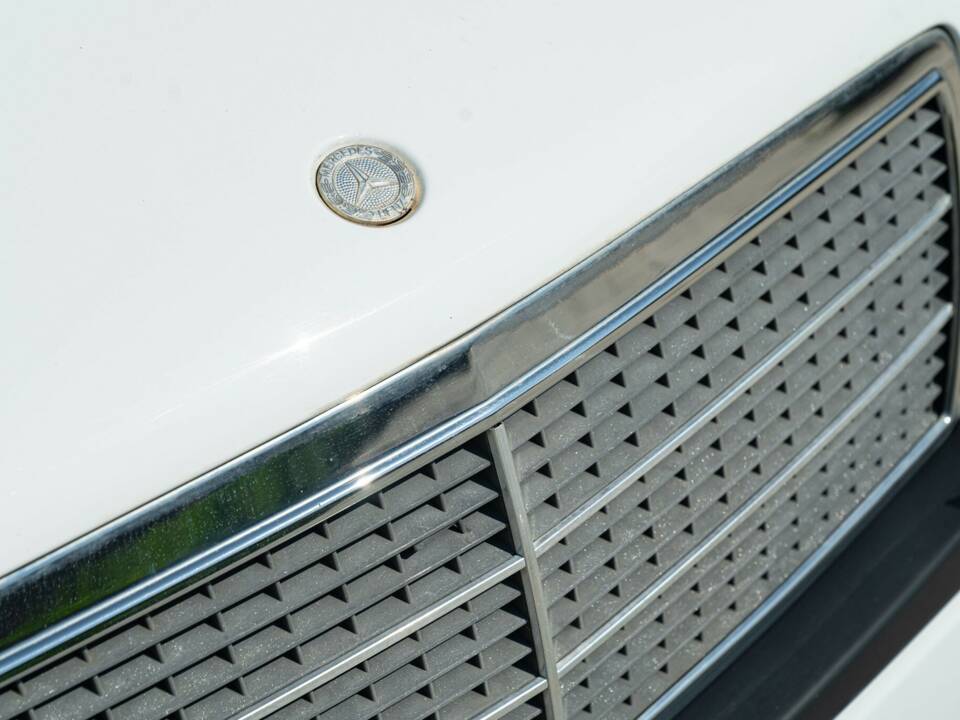 Immagine 19/50 di Mercedes-Benz C 200 Kompressor (1996)