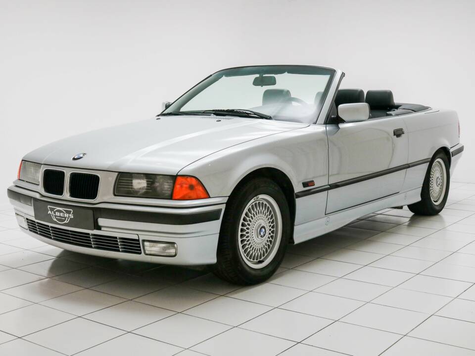 Imagen 1/28 de BMW 325i (1994)
