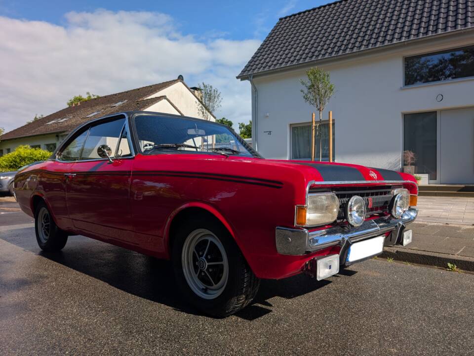 Bild 3/19 von Opel Commodore 2,5 GS (1968)