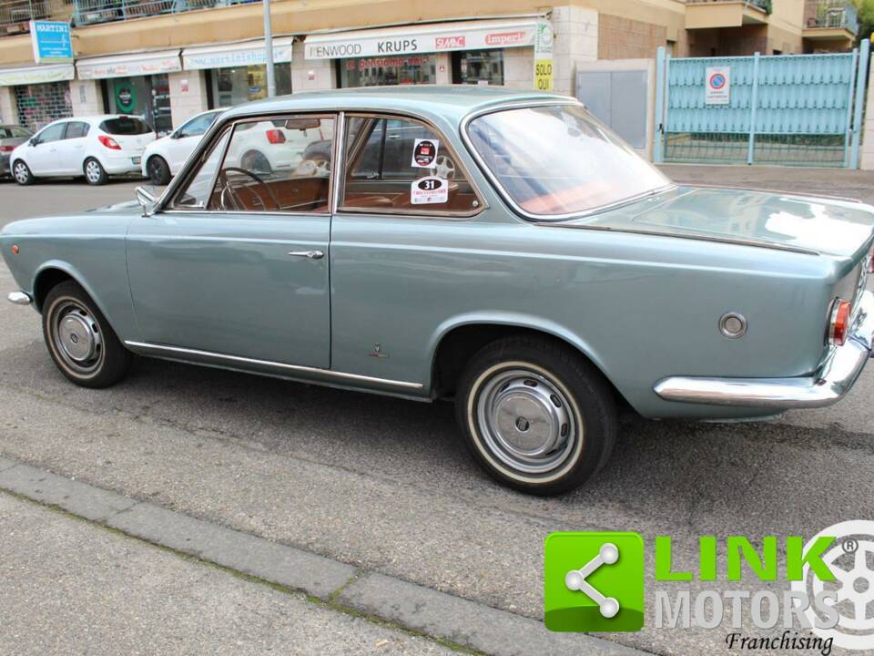 Image 4/10 of FIAT 1500 Vignale (1966)