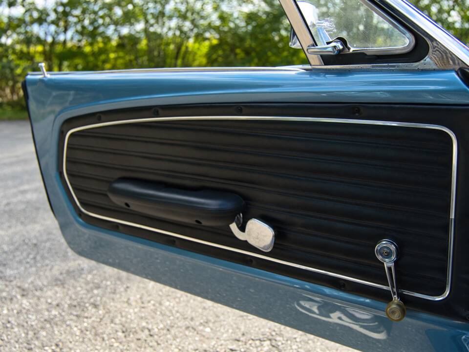 Bild 35/62 von Ford Mustang 302 (1968)