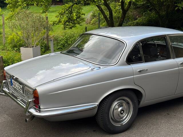Bild 6/15 von Jaguar XJ 6 4.2 (1972)
