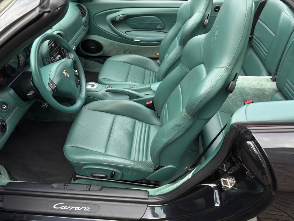 Image 9/23 de Porsche 911 Carrera (2002)