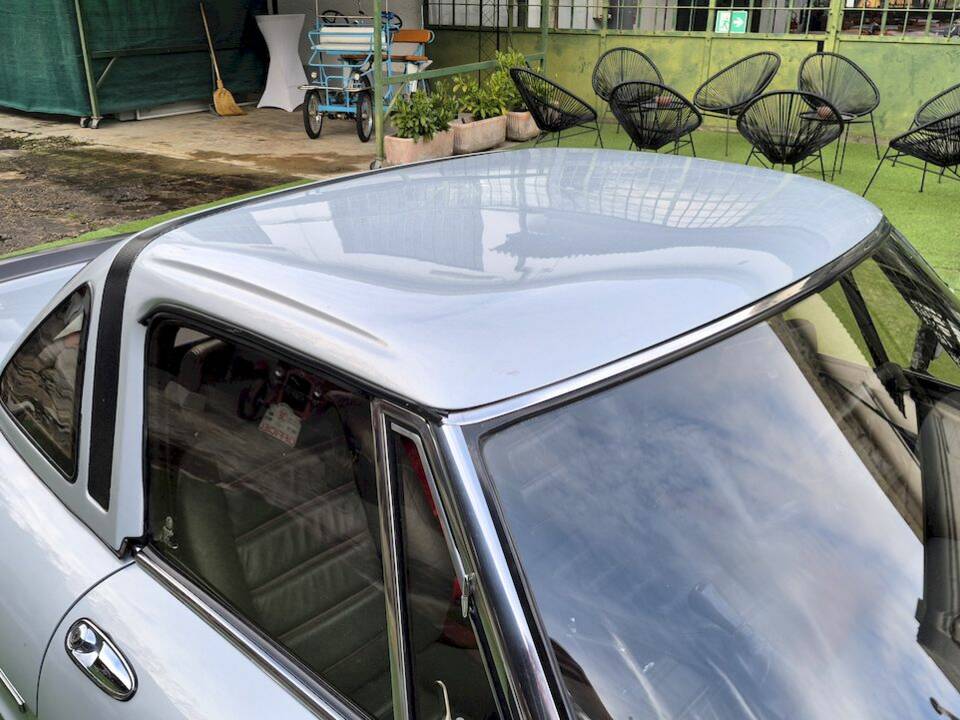 Afbeelding 68/70 van Alfa Romeo 2.0 Spider QV (1987)