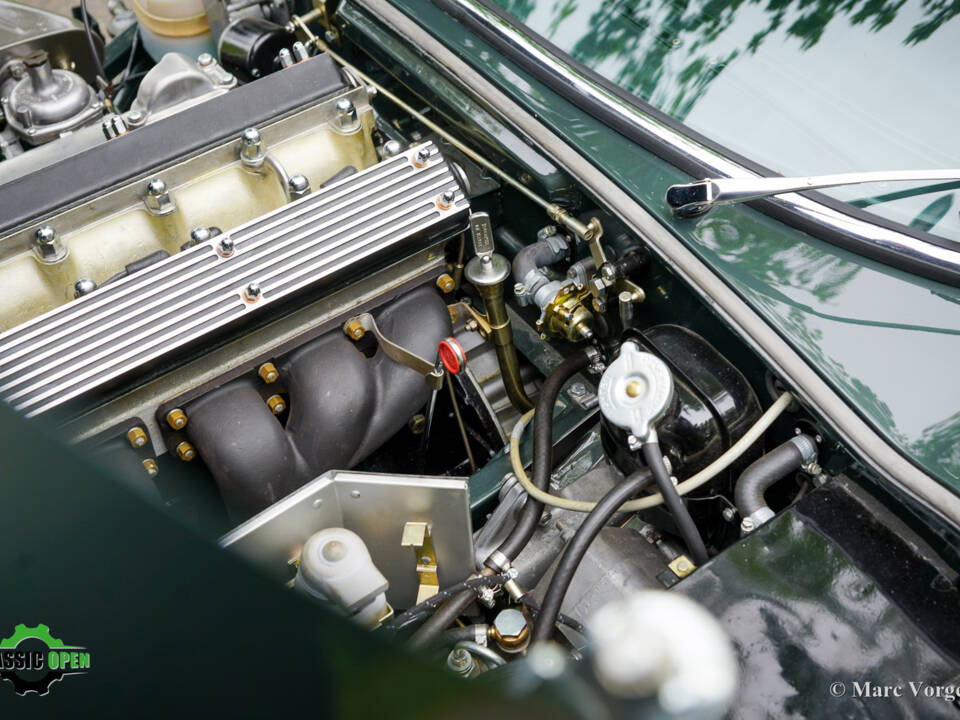 Afbeelding 24/61 van Jaguar E-Type (2+2) (1969)