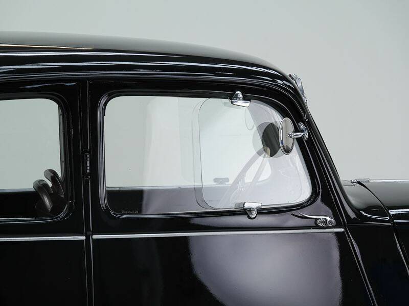 Immagine 10/15 di Citroën Traction Avant 11 BL (1947)