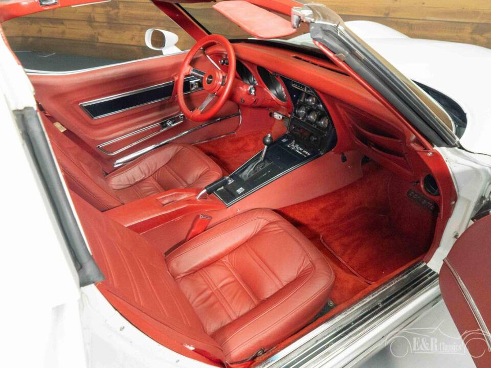 Image 10/19 of Chevrolet Corvette Stingray (1977)