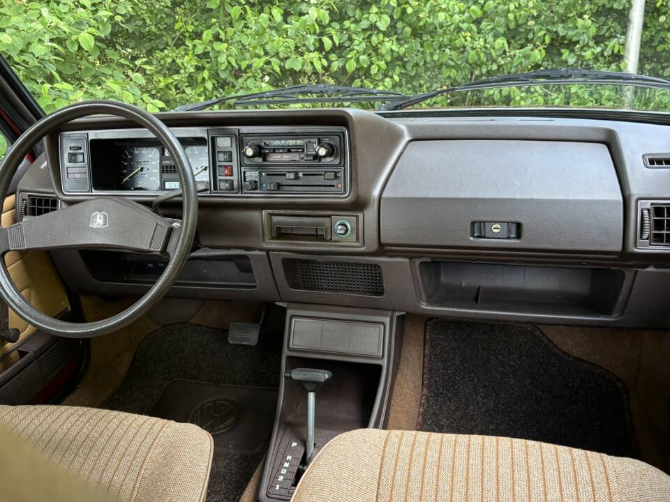 Image 7/26 of Volkswagen Golf Mk I 1.5 (1983)
