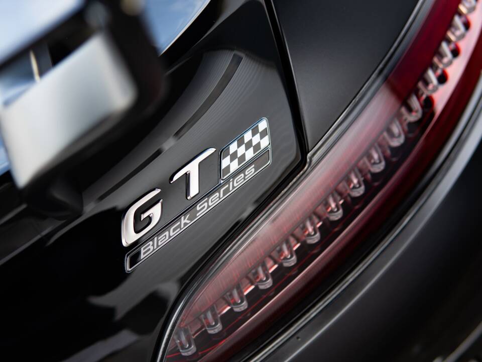 Image 20/37 of Mercedes-AMG GT Black Series (2022)