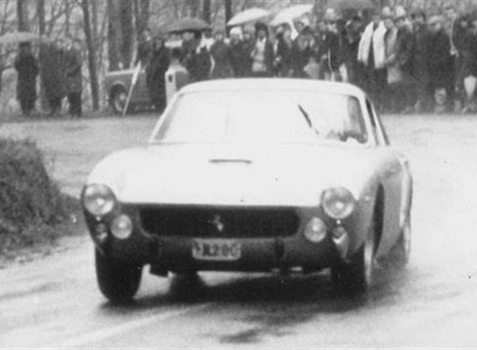 Image 31/47 of Ferrari 250 GT Berlinetta Lusso (1962)