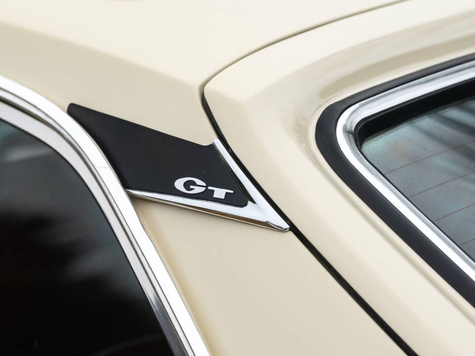 Image 23/24 of MG MGB GT (1980)