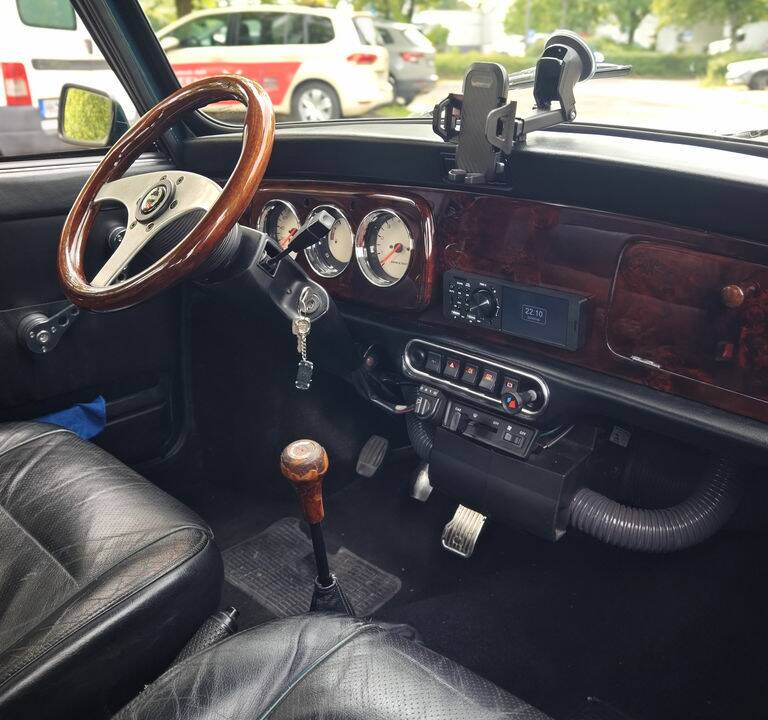 Bild 2/8 von Rover Mini 1.3i (1995)