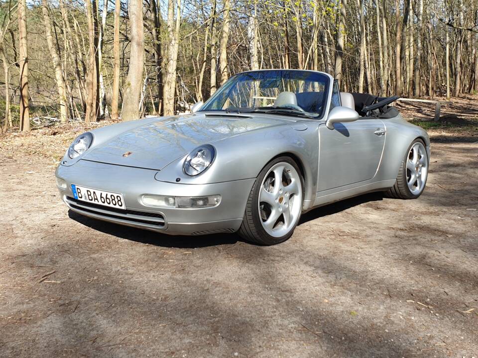Image 2/116 of Porsche 911 Carrera (1997)