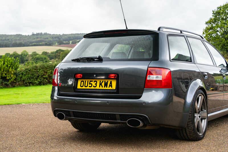 Image 28/50 of Audi RS6 Avant (2003)
