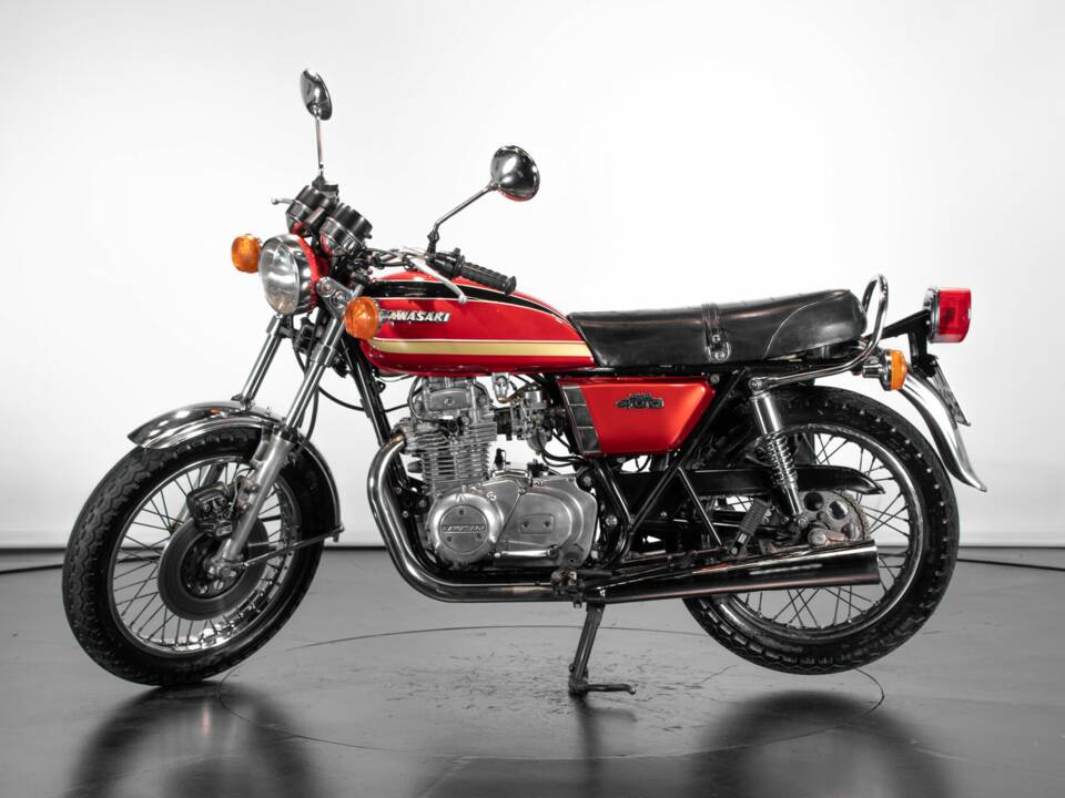 Bild 4/40 von Kawasaki Z 400 (1975)