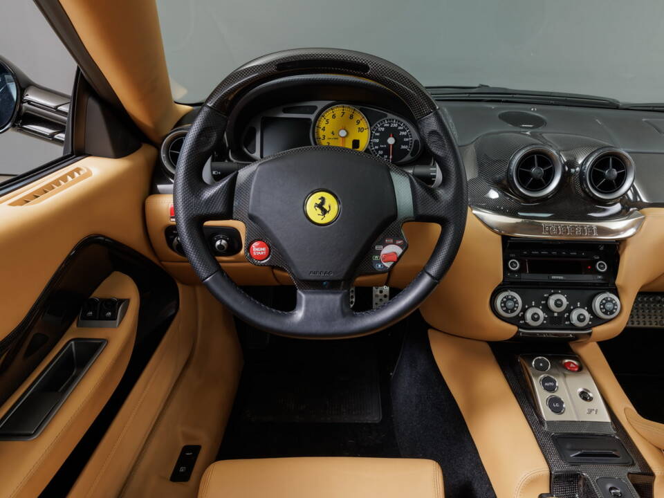 Immagine 28/40 di Ferrari 599 GTB Fiorano (2007)