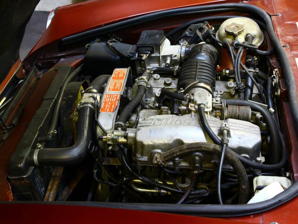 Immagine 26/27 di FIAT Dino Spider (1987)