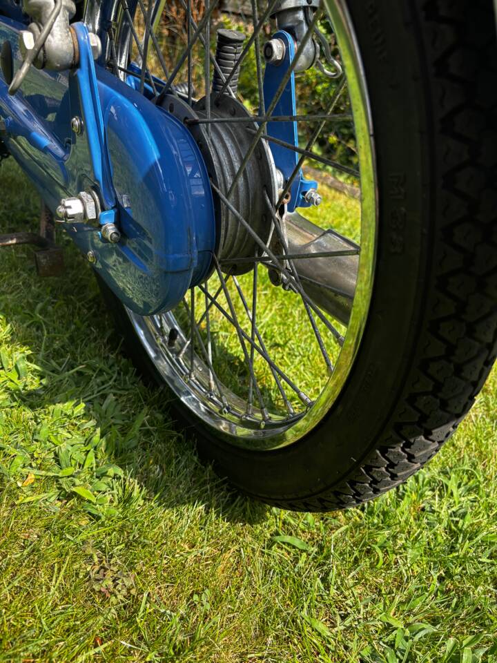 Immagine 8/15 di Suzuki A 100 (1972)