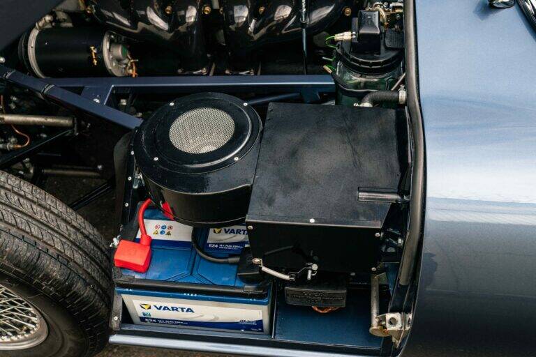 Image 40/55 of Jaguar E-Type 3.8 Flat Floor (1961)