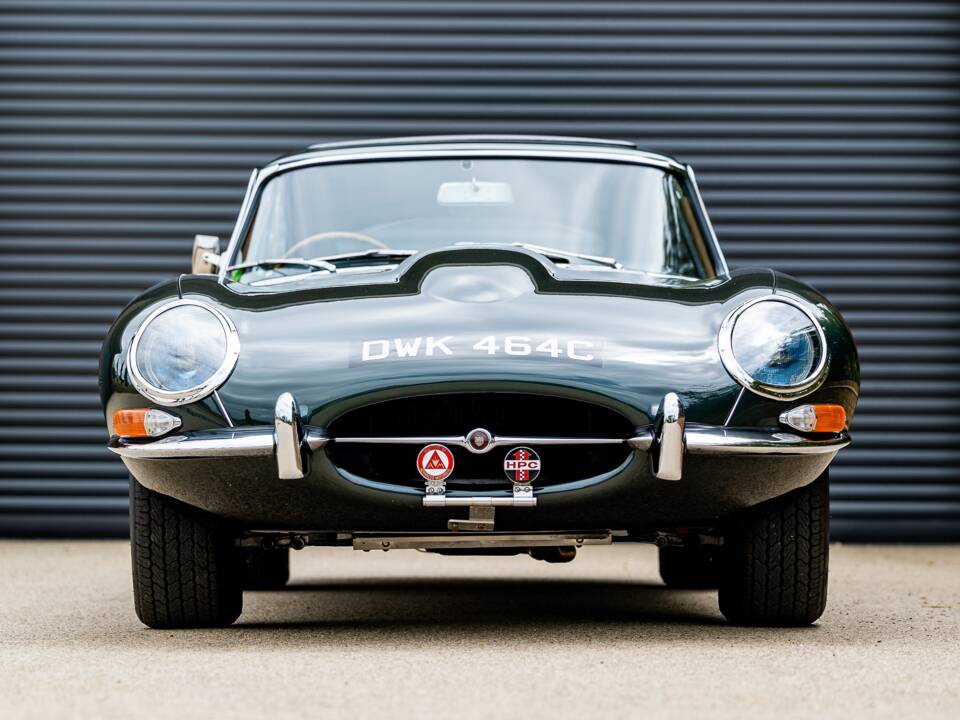 Bild 10/50 von Jaguar E-Type 4.2 (1965)