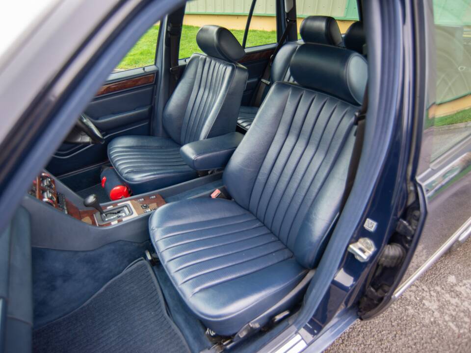 Bild 13/26 von Mercedes-Benz 300 TE (1992)