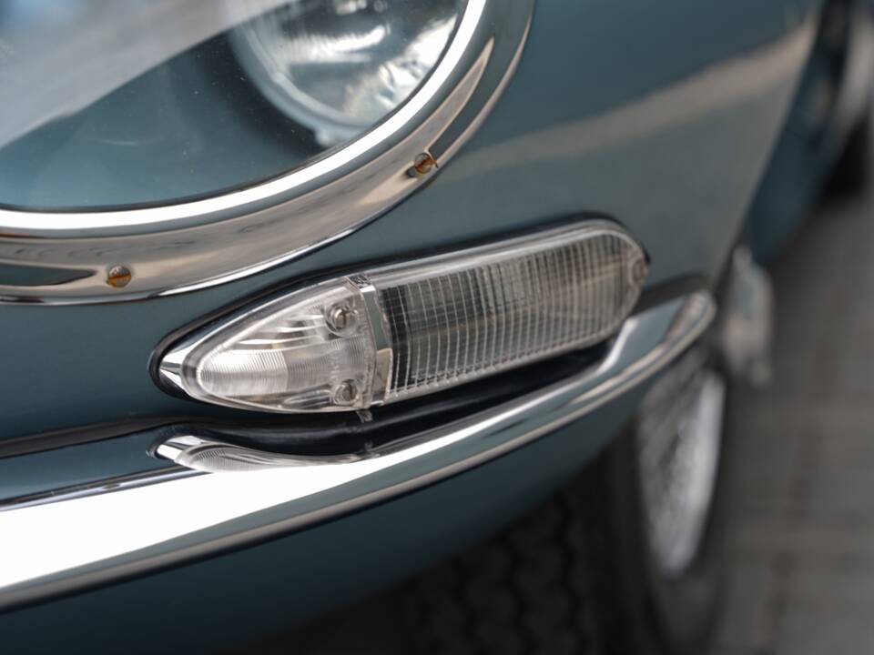 Image 36/50 de Jaguar Type E 3.8 (1962)