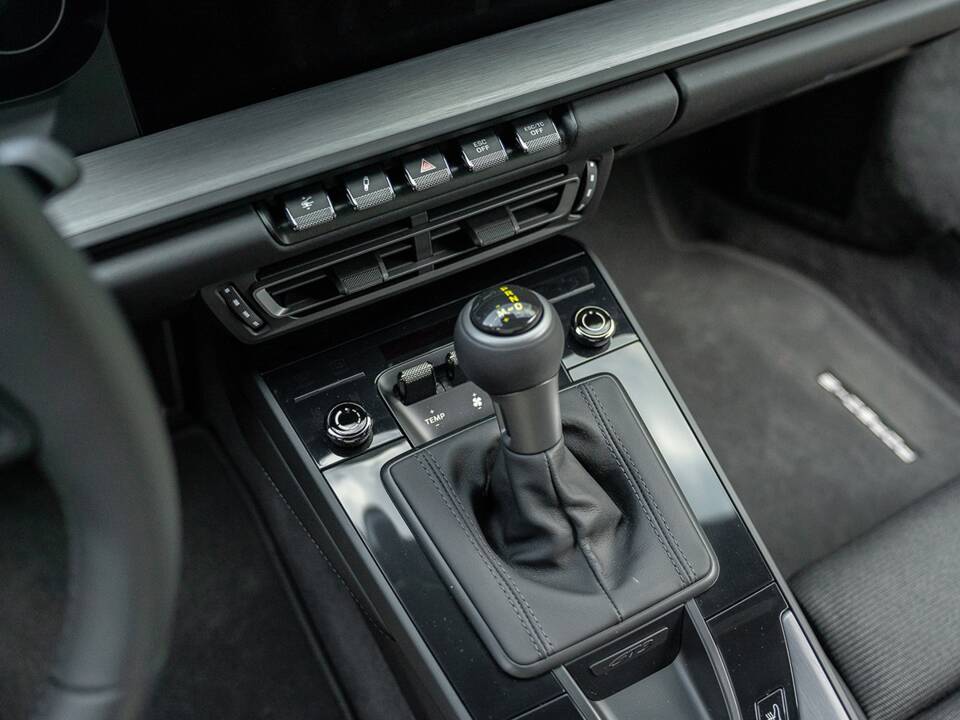 Afbeelding 36/40 van Porsche 911 GT3 (2021)